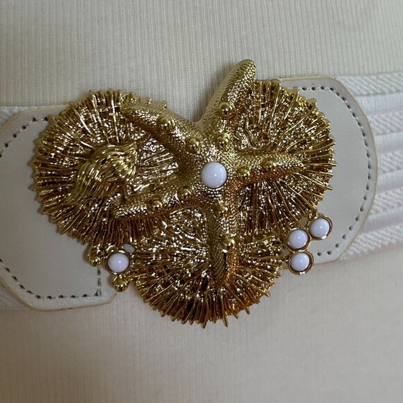 Lilly Pulitzer Emmett Stretch Belt with Gold Embellished Buckle - Picture 3 of 9